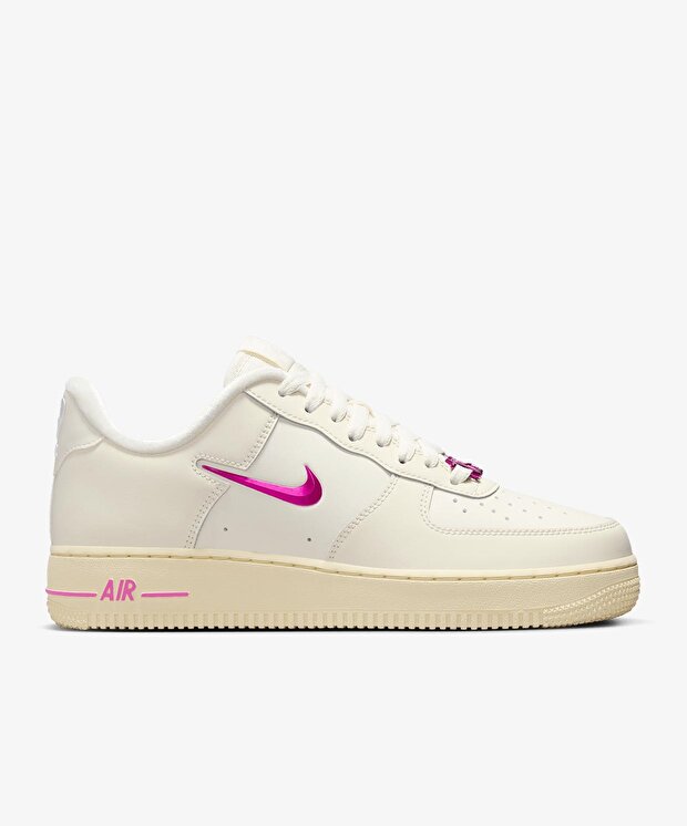 Nike Air Force 1 ’07