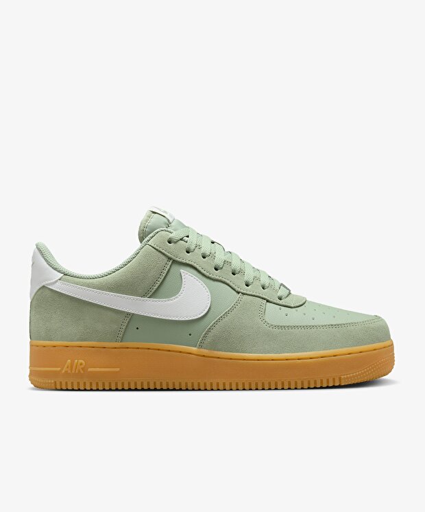 Nike Air Force 1 ’07 LV8