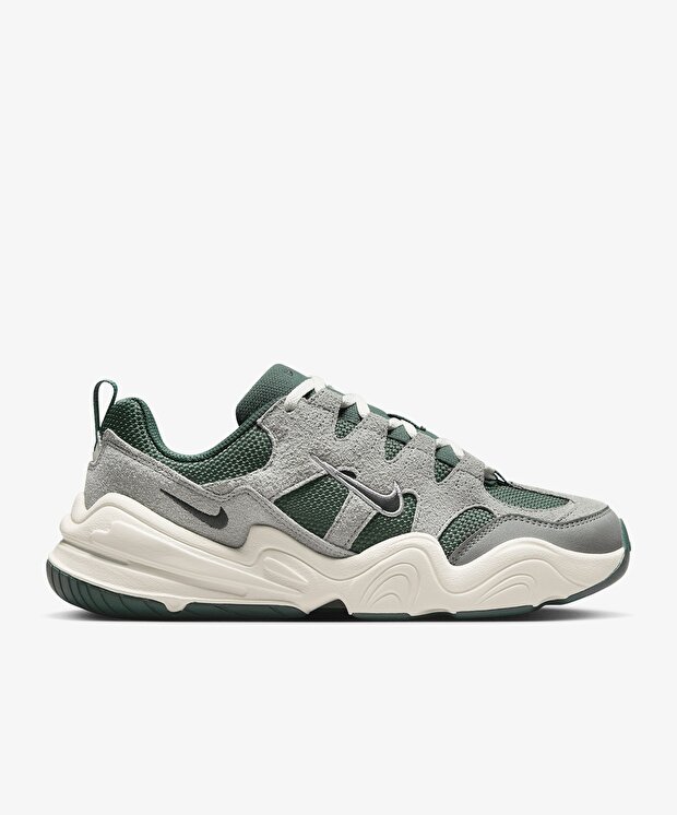 Nike Tech Hera
