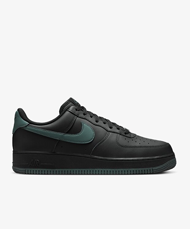 Nike Air Force 1 ’07